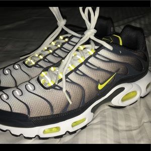 Meet your Posher, Carson